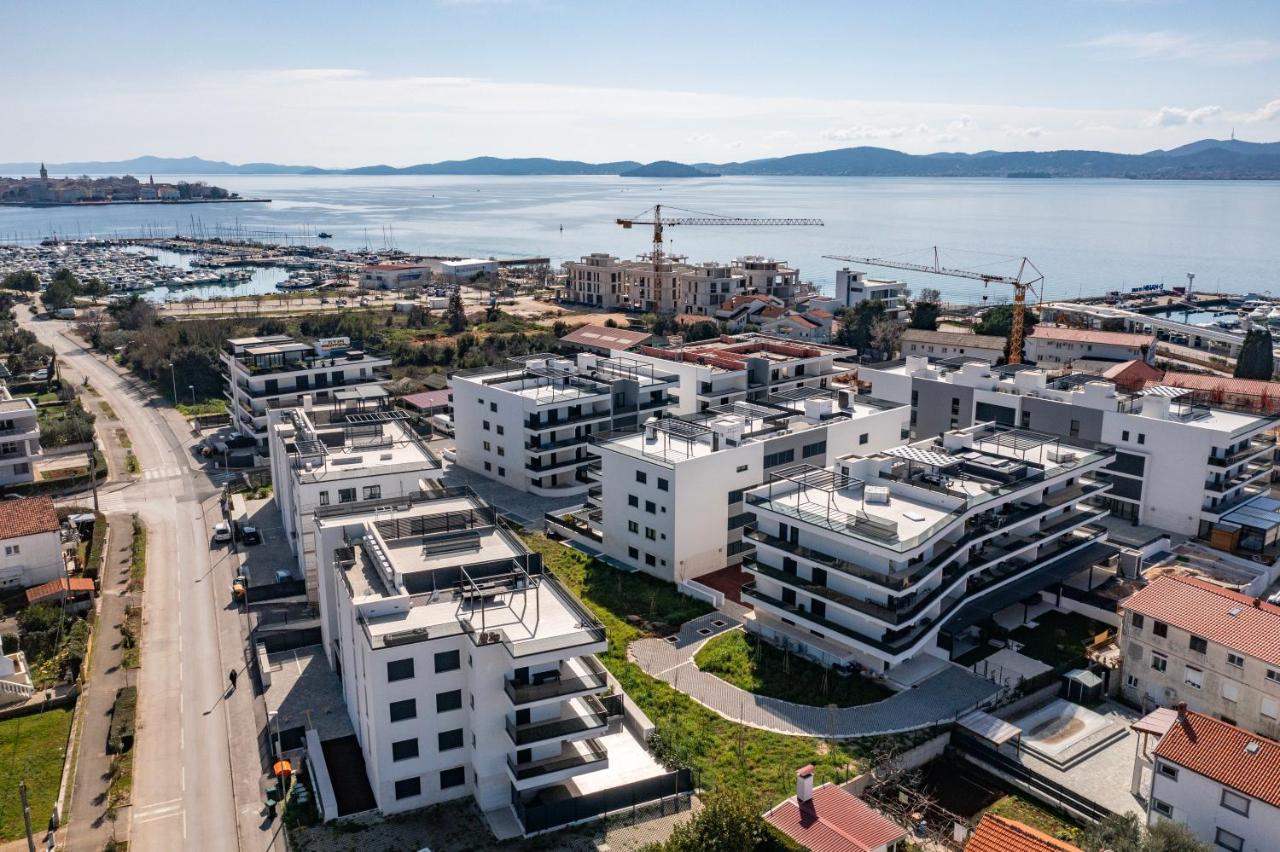 Deluxe Appartement met 2 Slaapkamers en Balkon