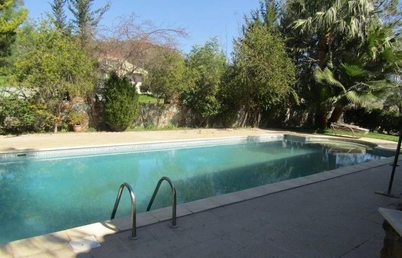 Aέναη - Ferienwohnung Pyrgá