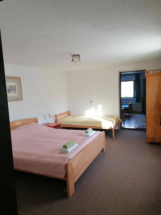 Appartamento con 2 Camere da Letto