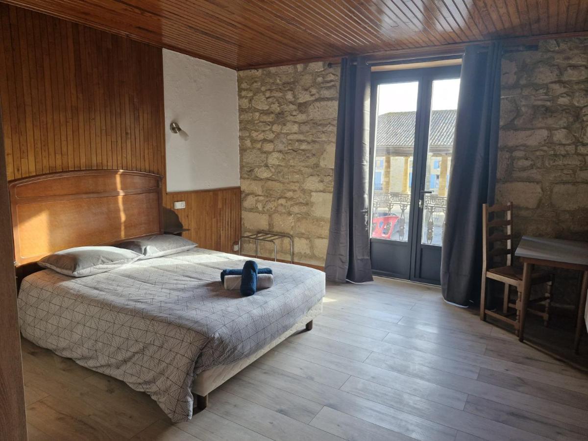 Apartamento con balcón