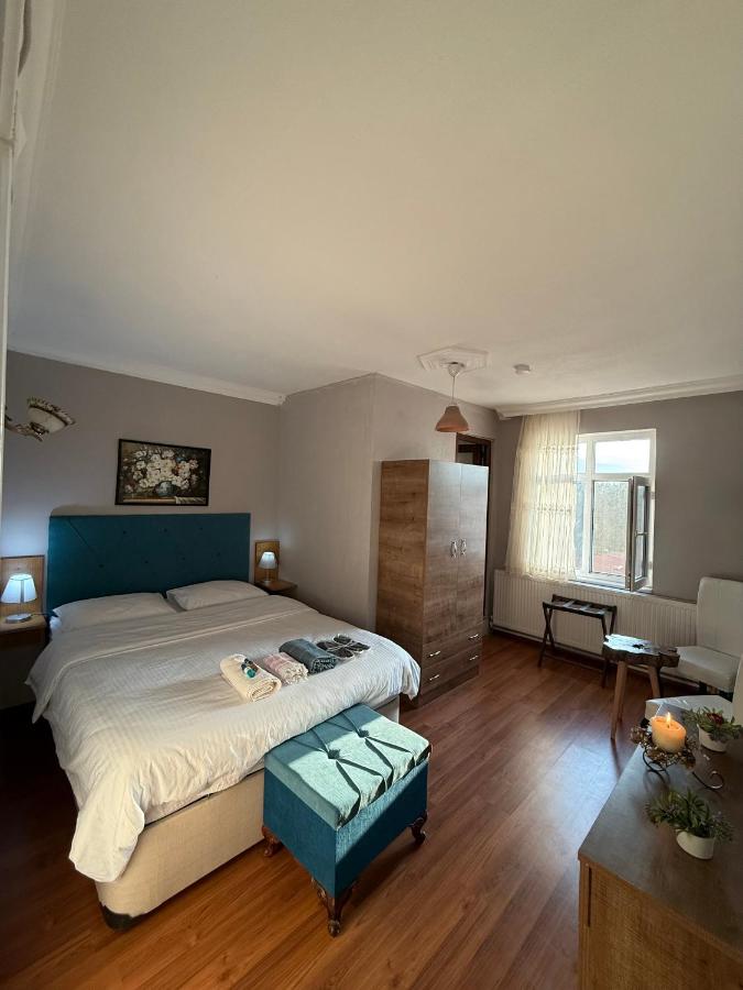 Double Room with Lake View