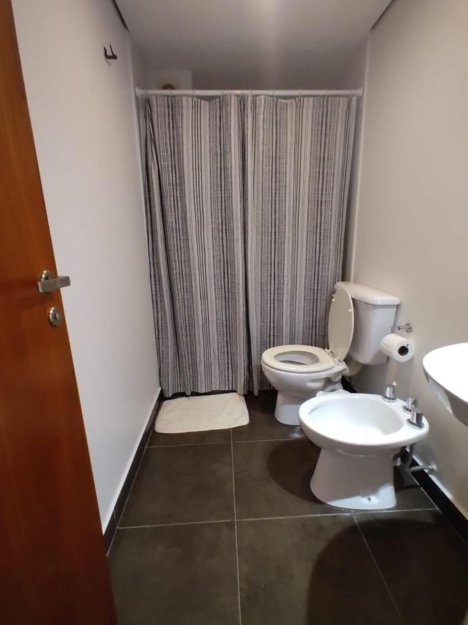 Apartamento de 1 Dormitorio con balcón y vistas a la ciudad