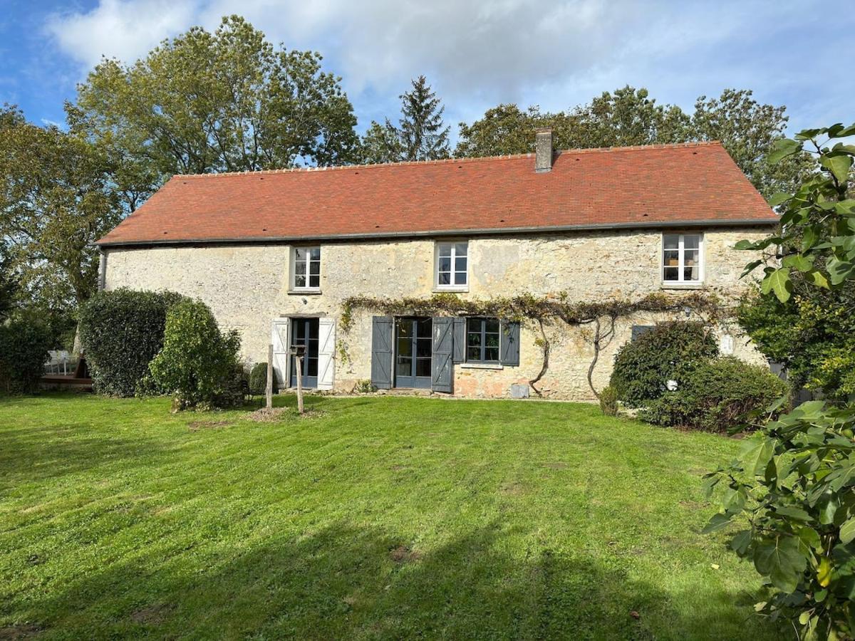 Grand Ferme entièrement rénovée - 1h de Paris 8pax - B&B