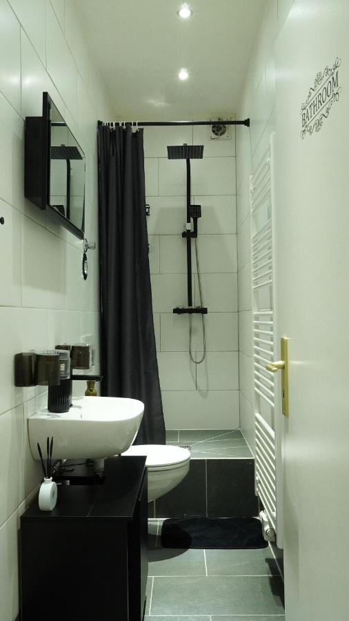 Ferienwohnung - modernes Heim Li-Apartments - B&B