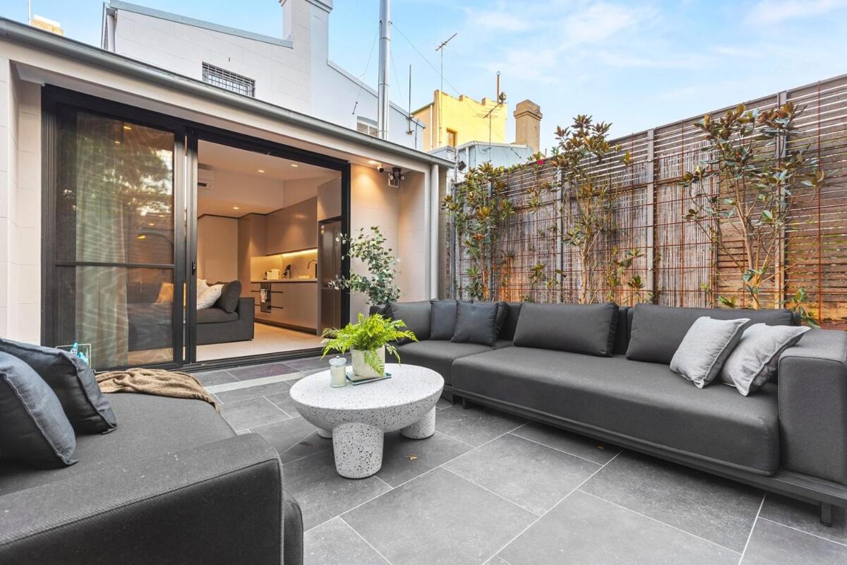 The Victorian Stone Terrace - B&B Sydney