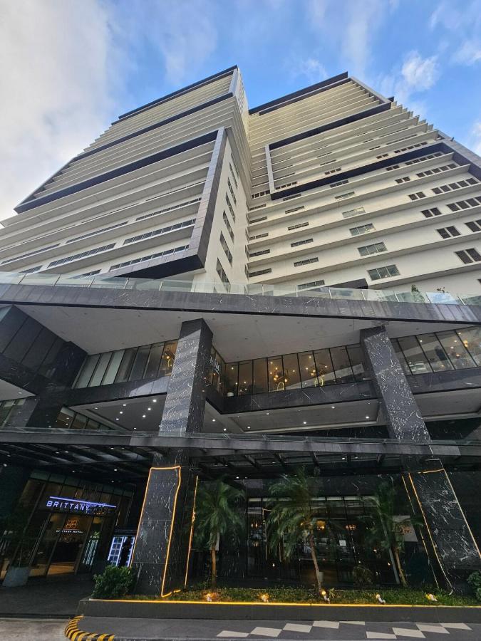 The Residences at BCCT by Stays PH Cozy retreat with hotel-style comforts and convenience, best location in BGC - Chambres d'hôtes Manille