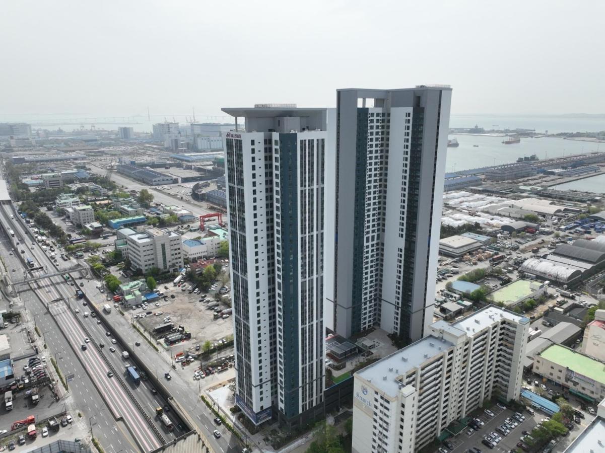Incheon Airport, Songdo, Cheongra, Inha Univ hospital - B&B