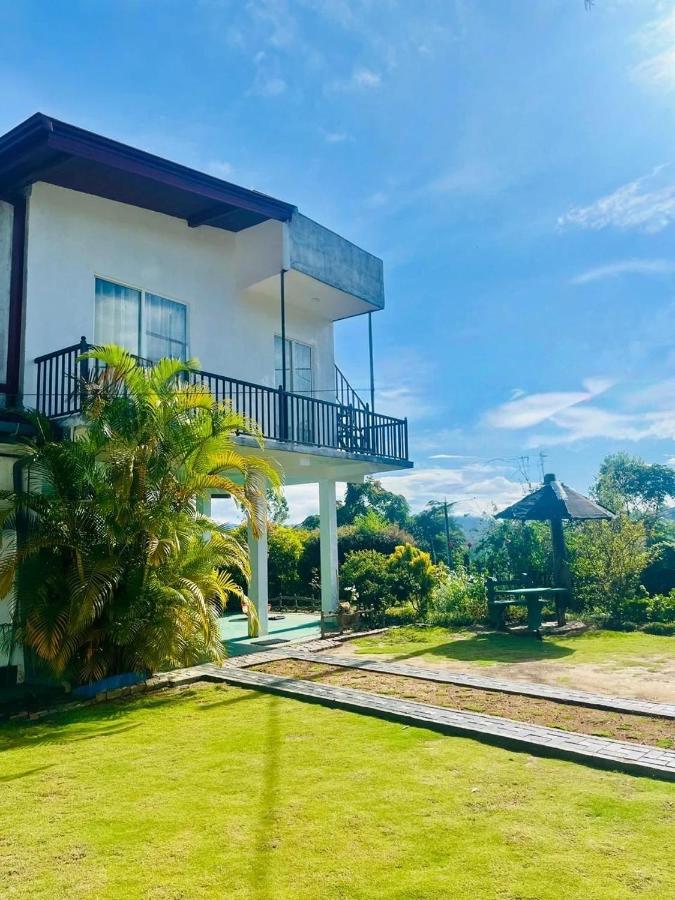 Bloom house homestay - B&B