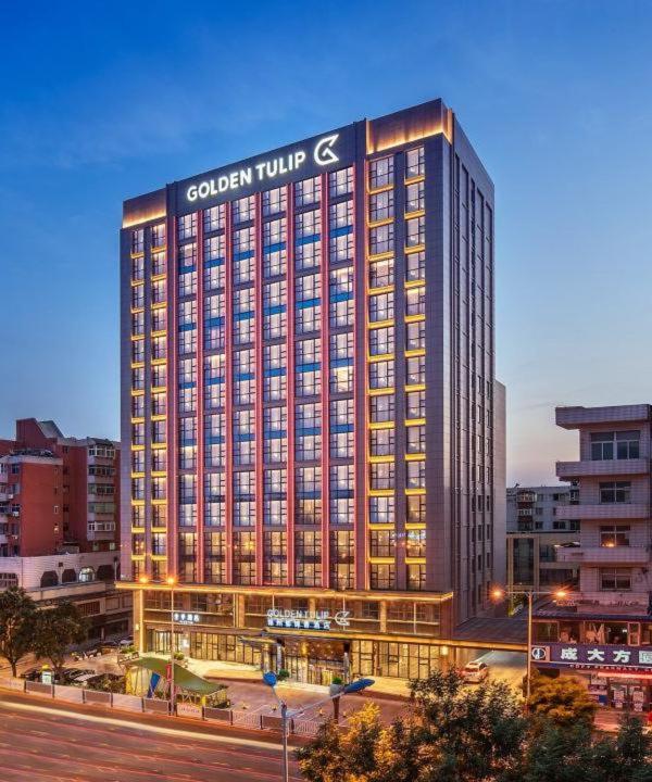 Golden Tulip Jinzhou Central Street