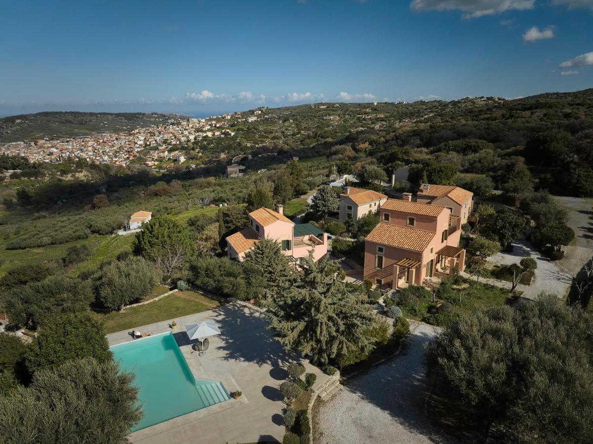 Eliathos Hillside Retreat - Bed and Breakfast
