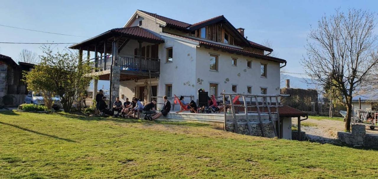 Rest And Ride - B&B Robedischis