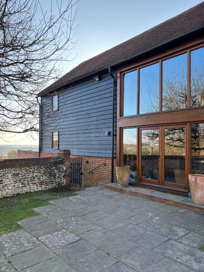 Isla's Den - B&B Redhill