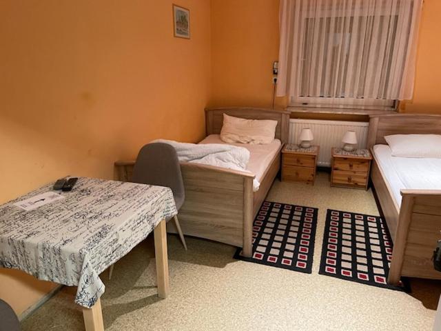 Doppelzimmer mit Gemeinschaftsbad