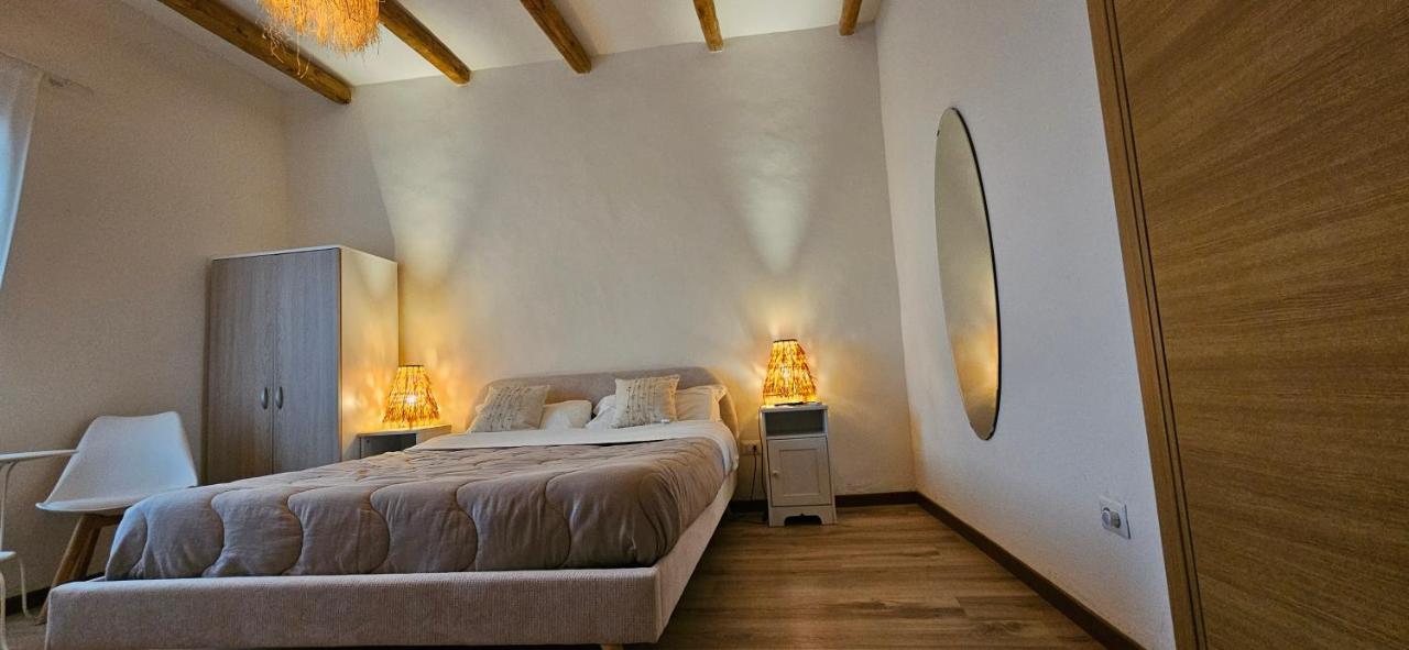 Deluxe Apartment mit Balkon und 2 Schlafzimmern