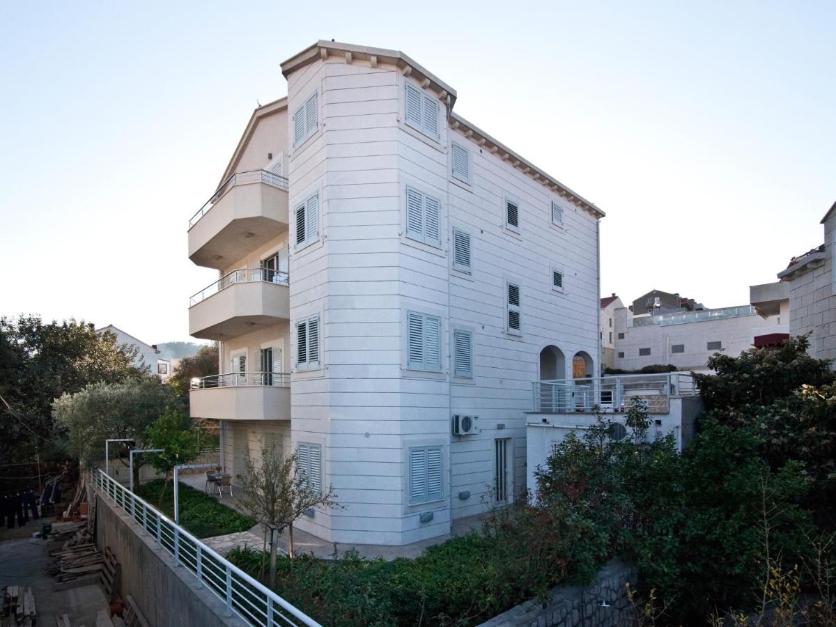 Villa Era - Ferienwohnung