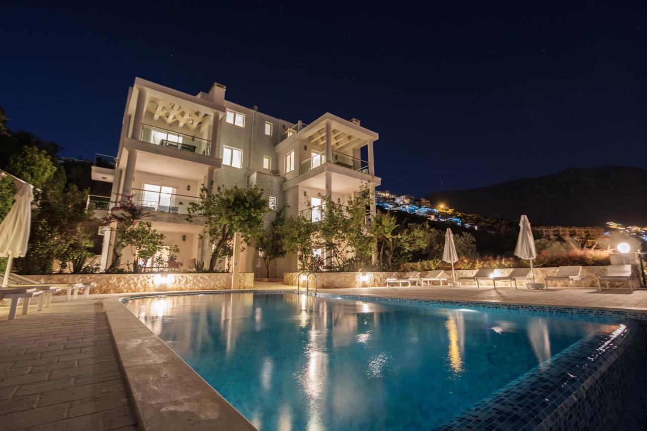 Sunset Apartments with pool in Kalkan - Bed and Breakfast Kalkan