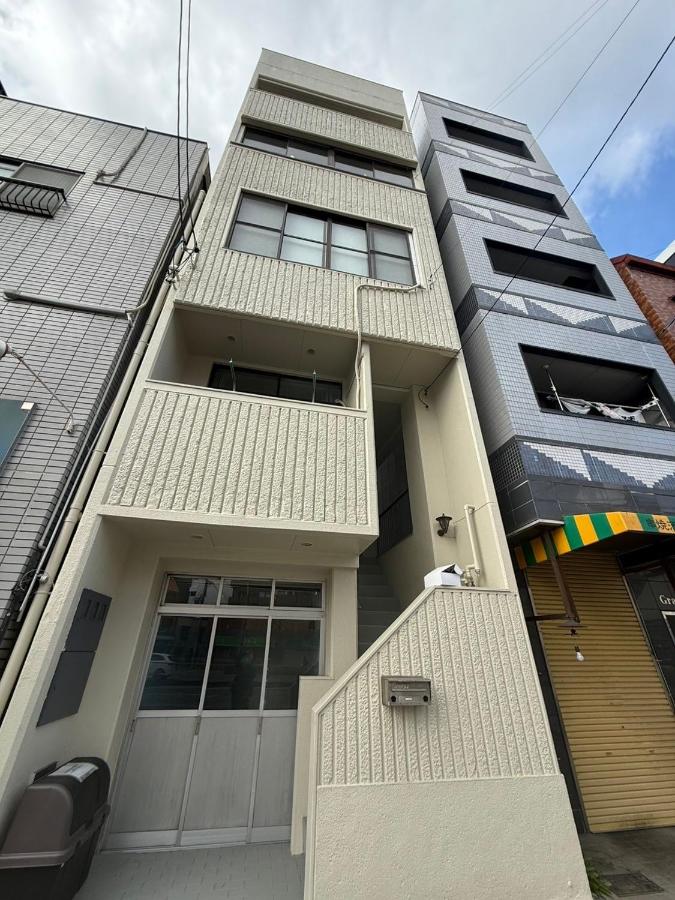 Family Home Taisho Guest House - Chambres d’hôtes Osaka