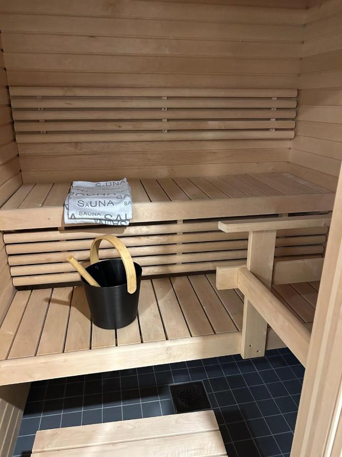 Villa Aino 50m2 apartment, private sauna, lovely balcony - Ferienwohnung