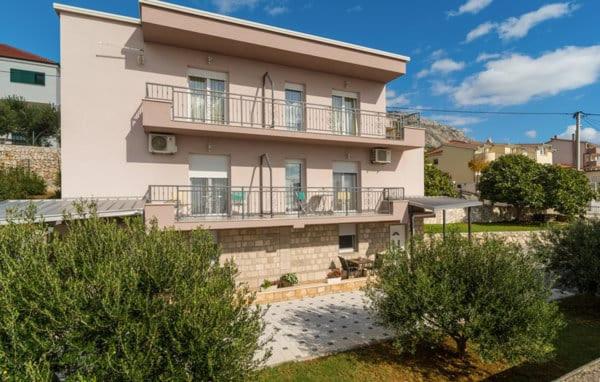 Apartman Branko - Bed and Breakfast Dugi Rat