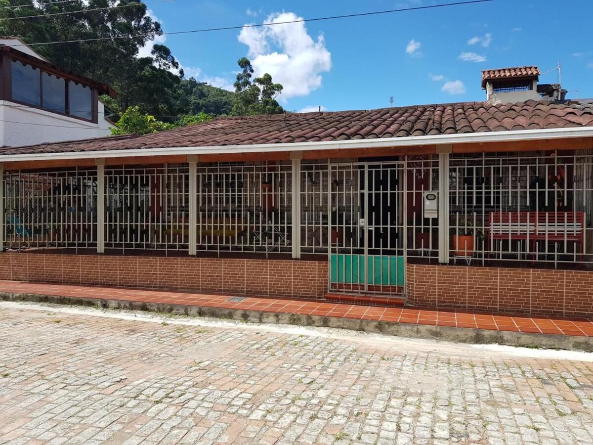 Villa YARA - B&B Chinácota