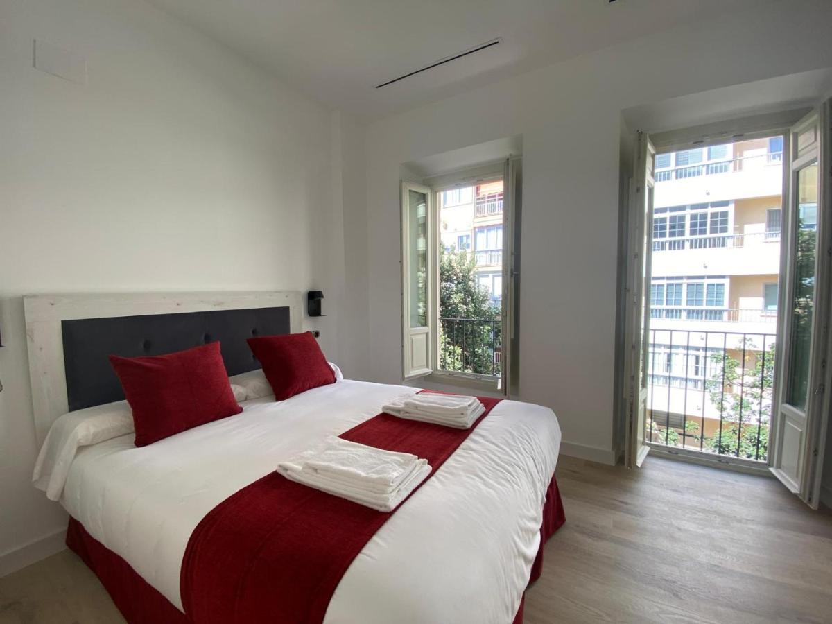 Apartamentos Pinar Málaga Centro - Ferrándiz - B&B Málaga