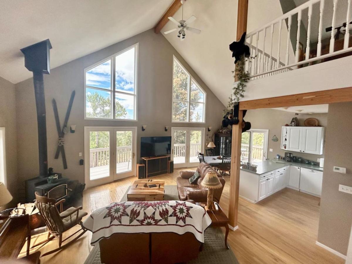 Warm Mountain Escape Secluded Peaceful Hot Tub - B&B
