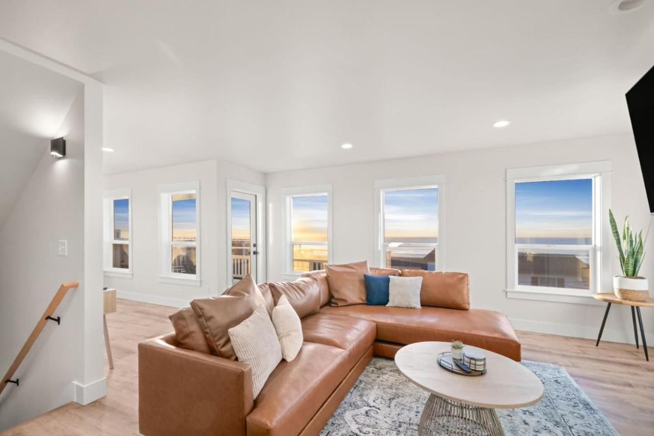New construction in 2025, Ocean View, Hot Tub, Arcade, Sleeps 20 - B&B Lincoln City