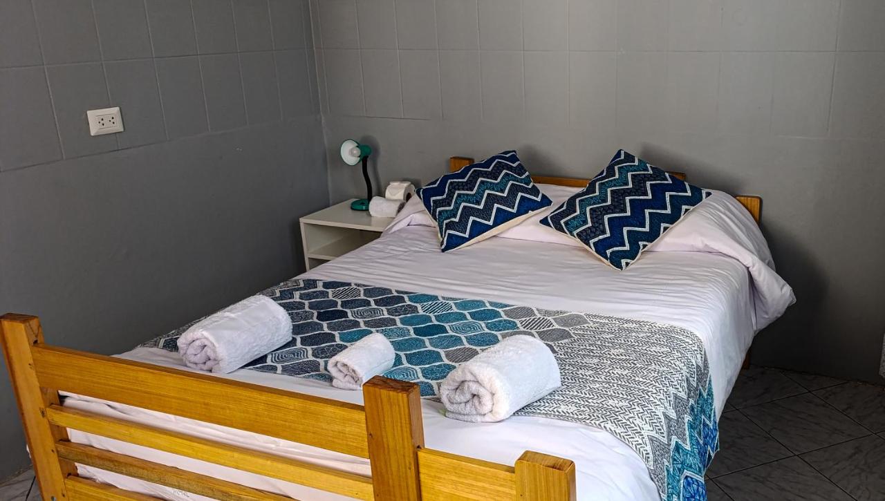 Chambre Double avec Salle de Bains Commune