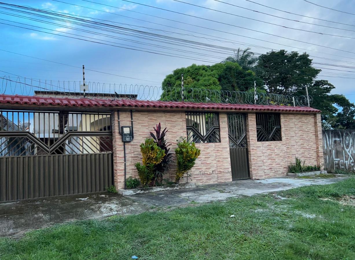 Paraíso no Chapéu Virado - B&B