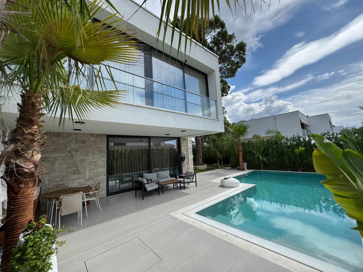 NICOS Villa - B&B