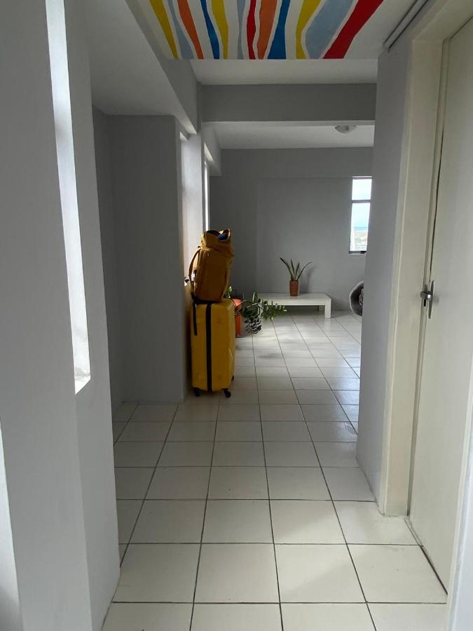 Deluxe One-Bedroom Apartment