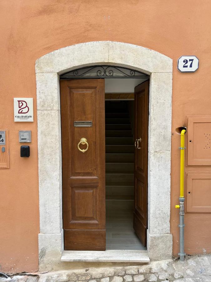 Casa Vacanze Boutique House Casa Spartaco - B&B L'Aquila