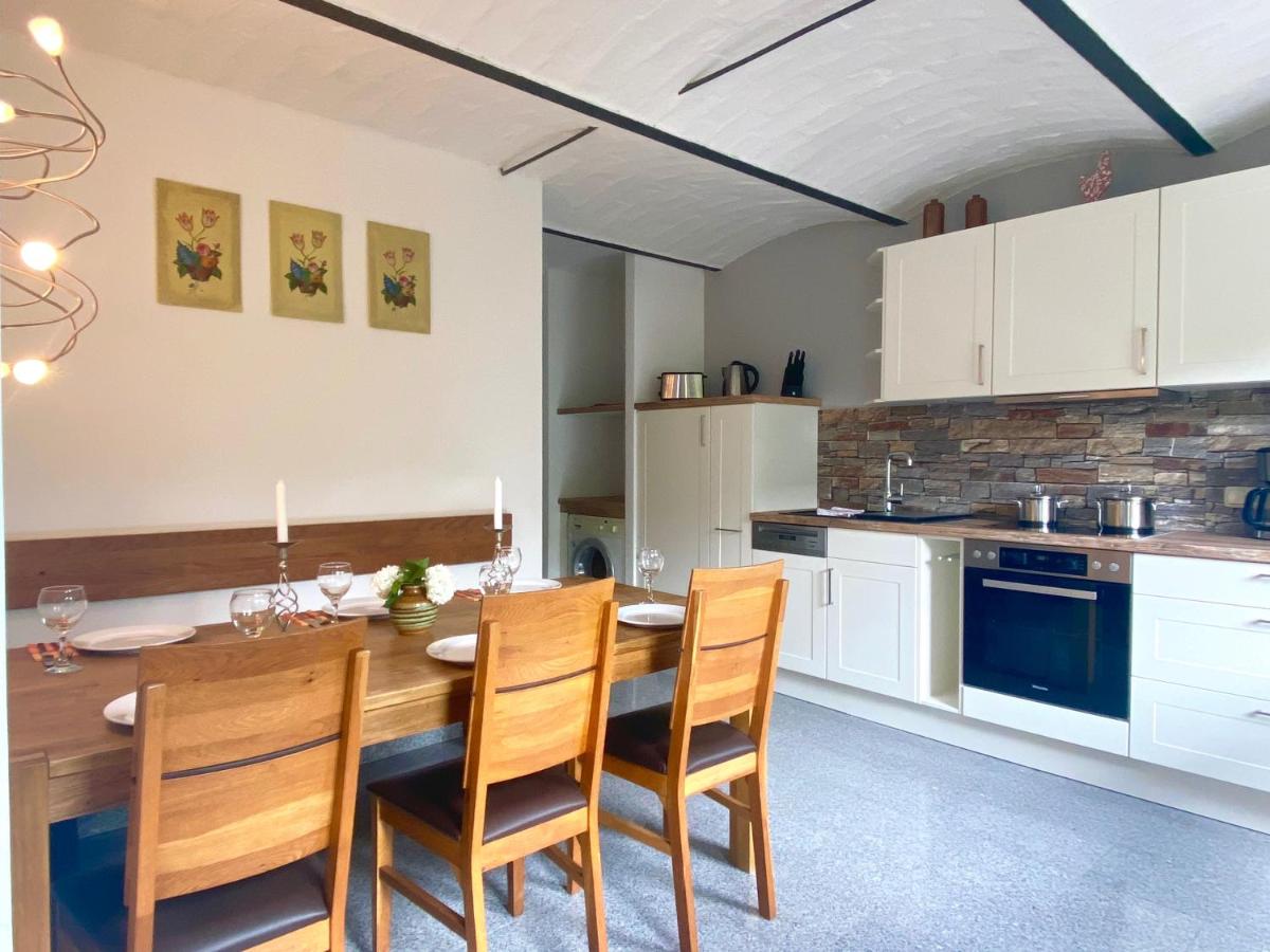 Ferienhaus "Am Papststein" - B&B Papstdorf