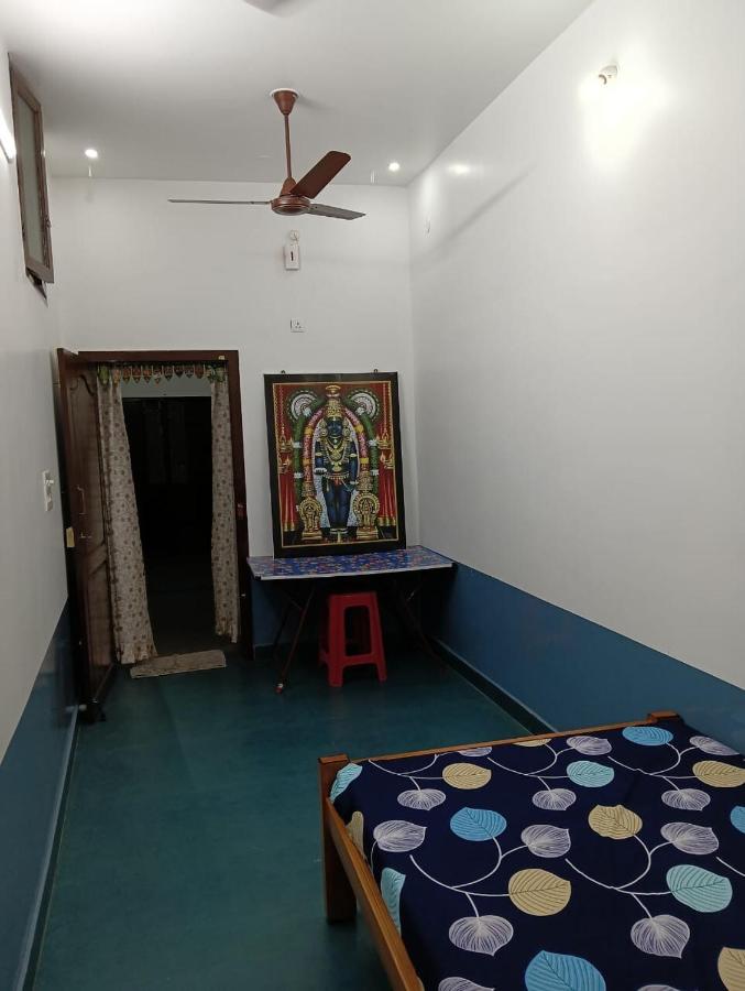 KHS Madhav-G - Chambres d’hôtes Ambasamudram