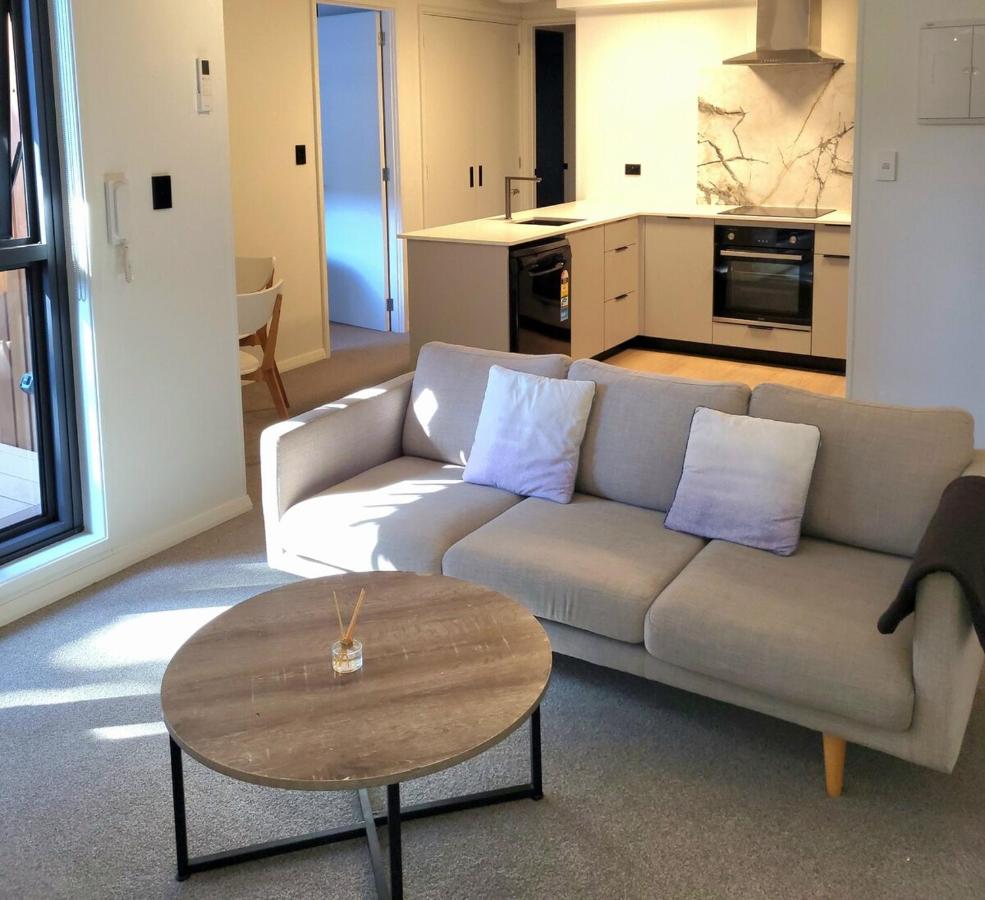Epsom Escape Stylish Apartment - B&B