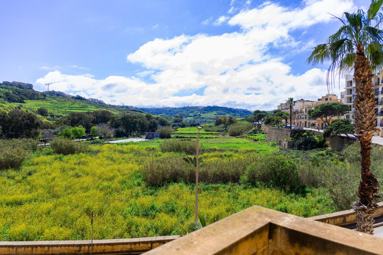 Our happy place by the beach - Marsalforn - Ferienwohnung Marsalforn