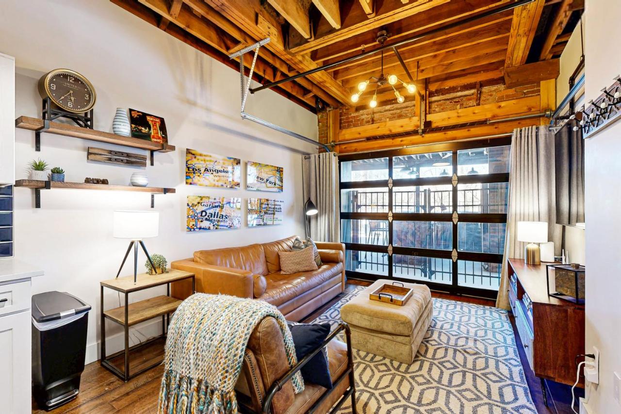 One Bedroom Apartment