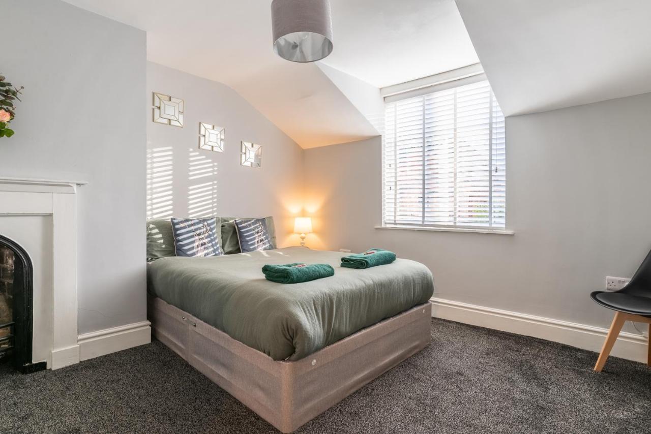 Double Room with Shared Bathroom