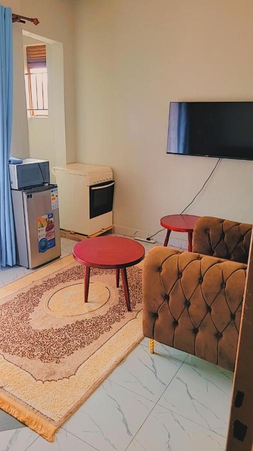 Opamu Homes Entebbe - B&B Entebbe