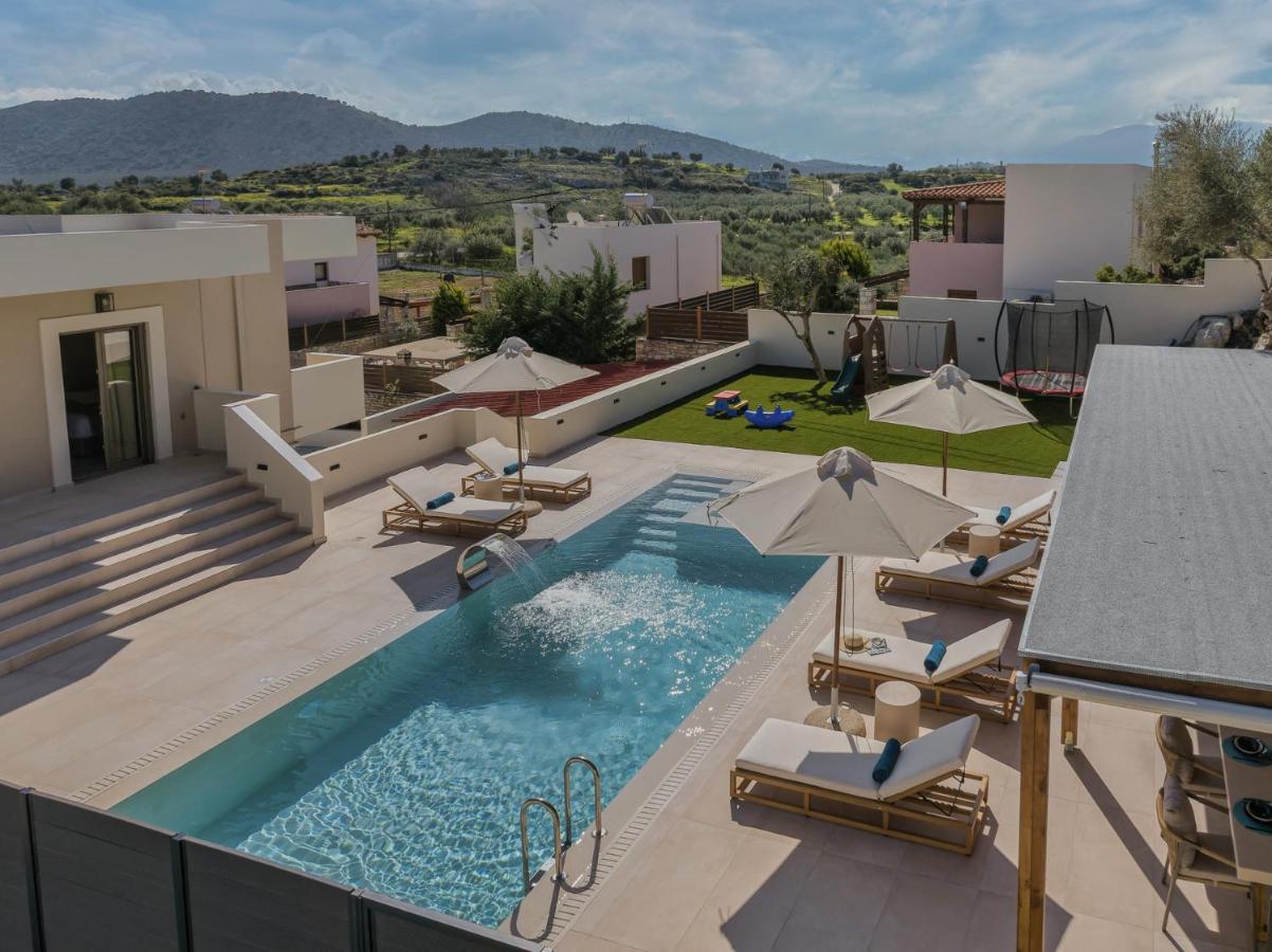 Elysian Villa 1 - With Private Pool - Ferienwohnung Roumelí