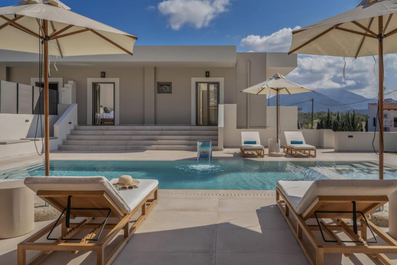 Elysian Villa 1 - With Private Pool - Ferienwohnung Roumelí