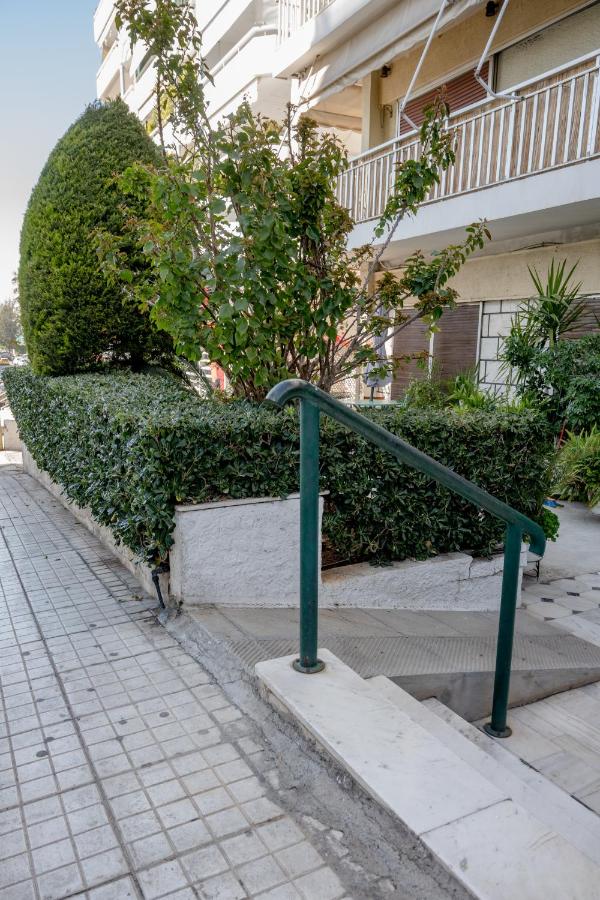 Flisvos Halcyon - B&B Athens