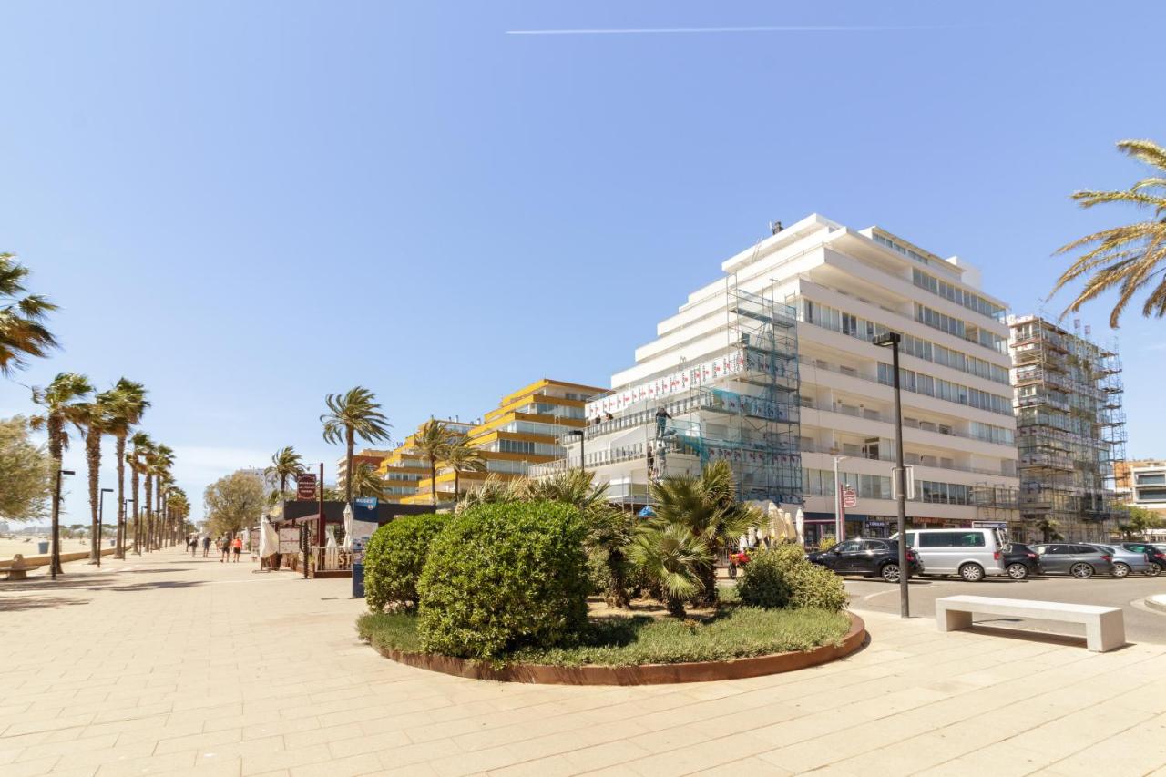 Two-Bedroom Apartment with Sea View