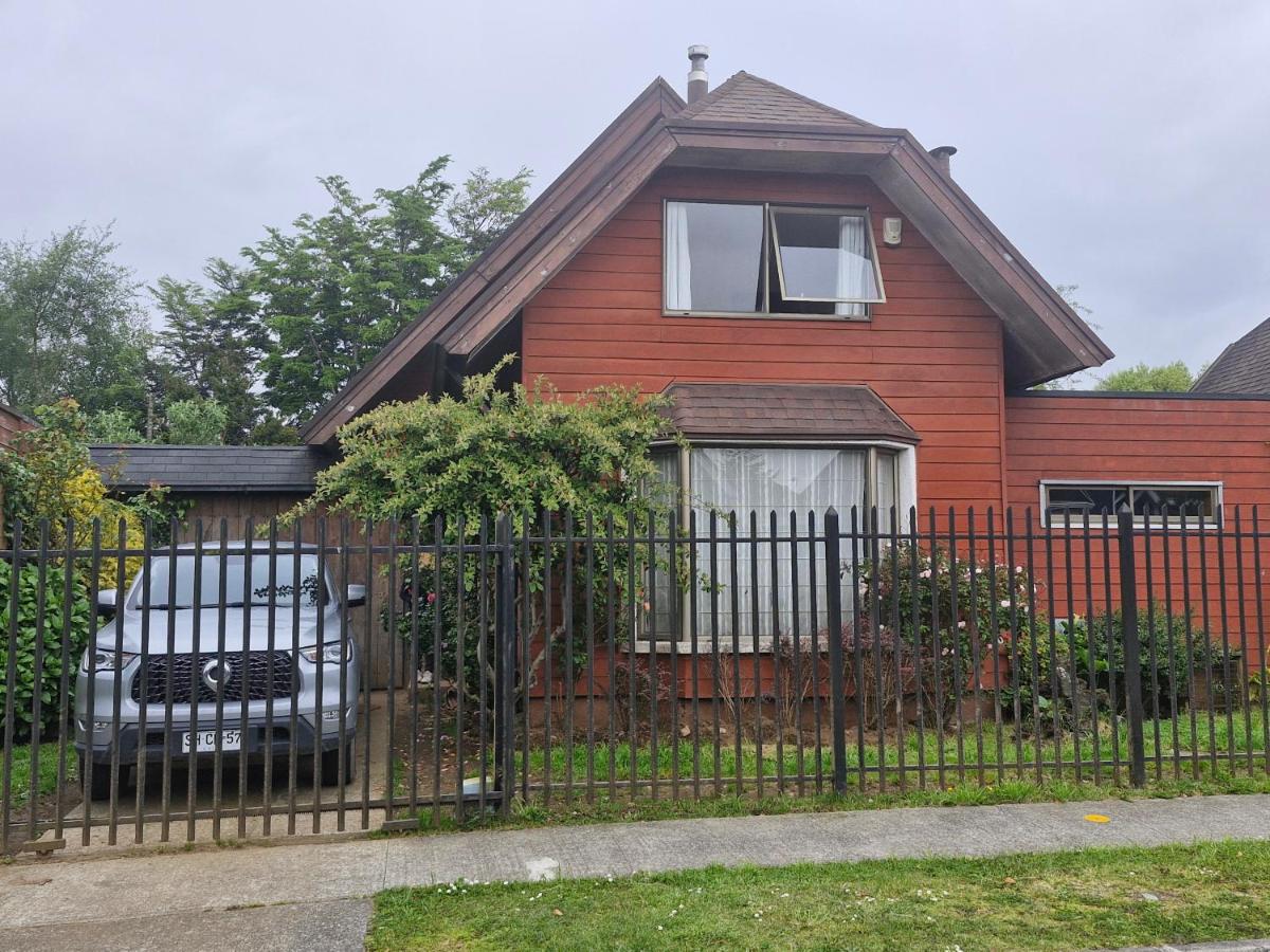 Casa Mirador de la Bahía - Bed and Breakfast Puerto Montt