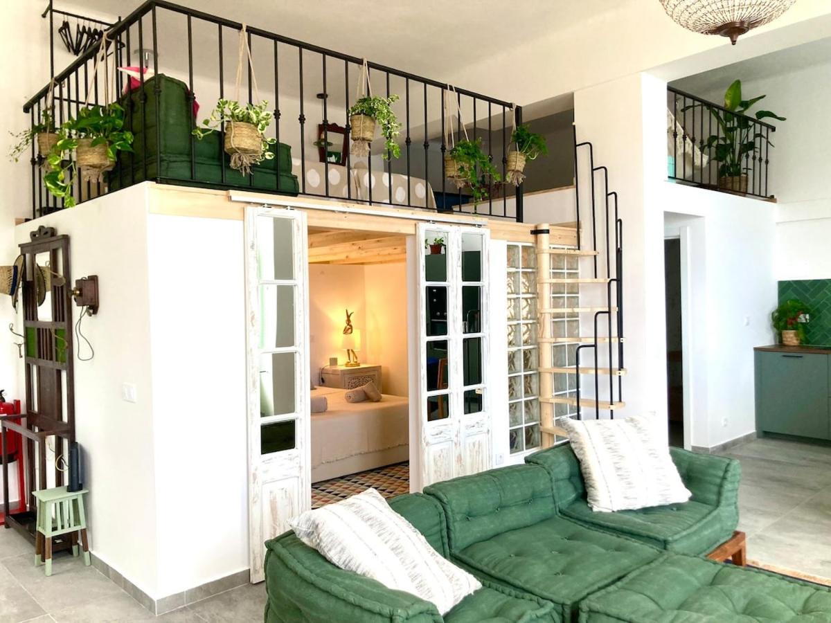 Charming Riverfront Escape - Beach Riviera and Town - B&B Setúbal