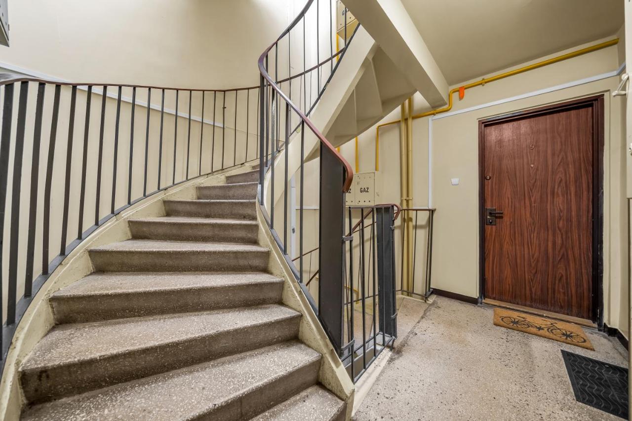 Metro Wawrzyszew Comfort Apartment - Chambres d’hôtes