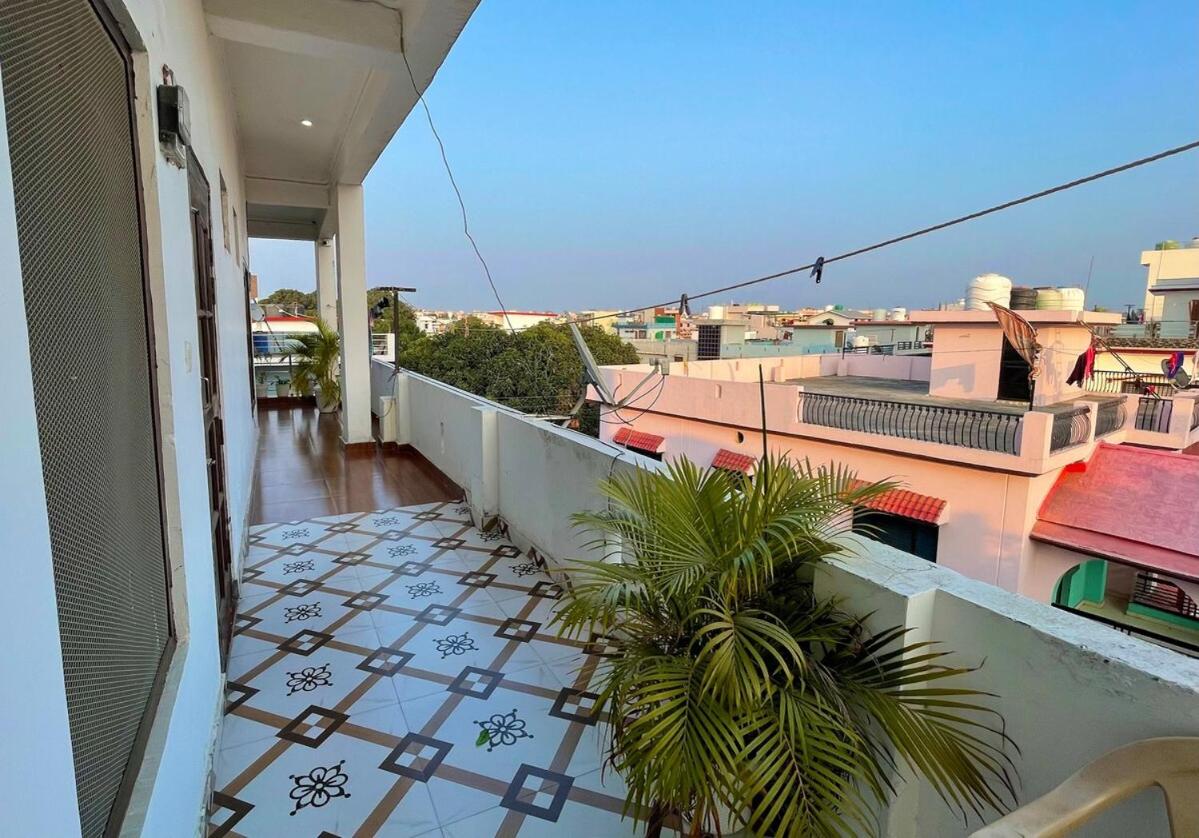 Private Studio Apartment - B&B