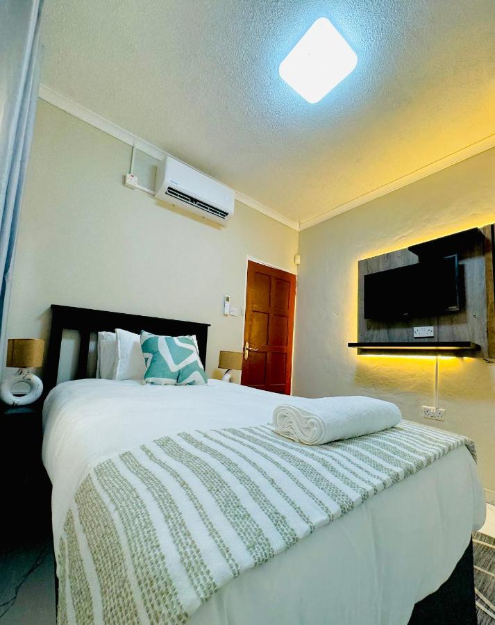 Single Room with Bathroom