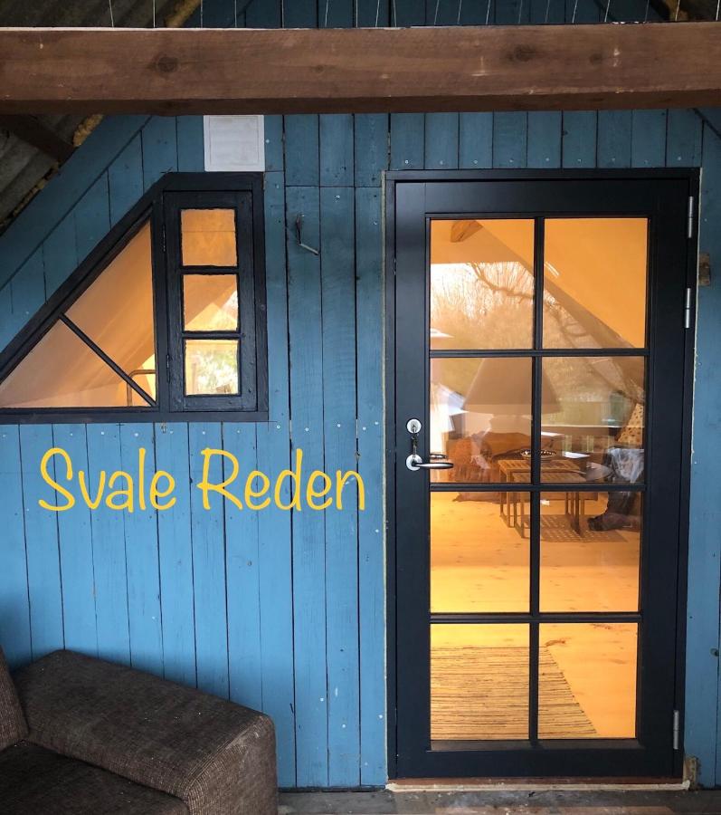 Deluxe Studio