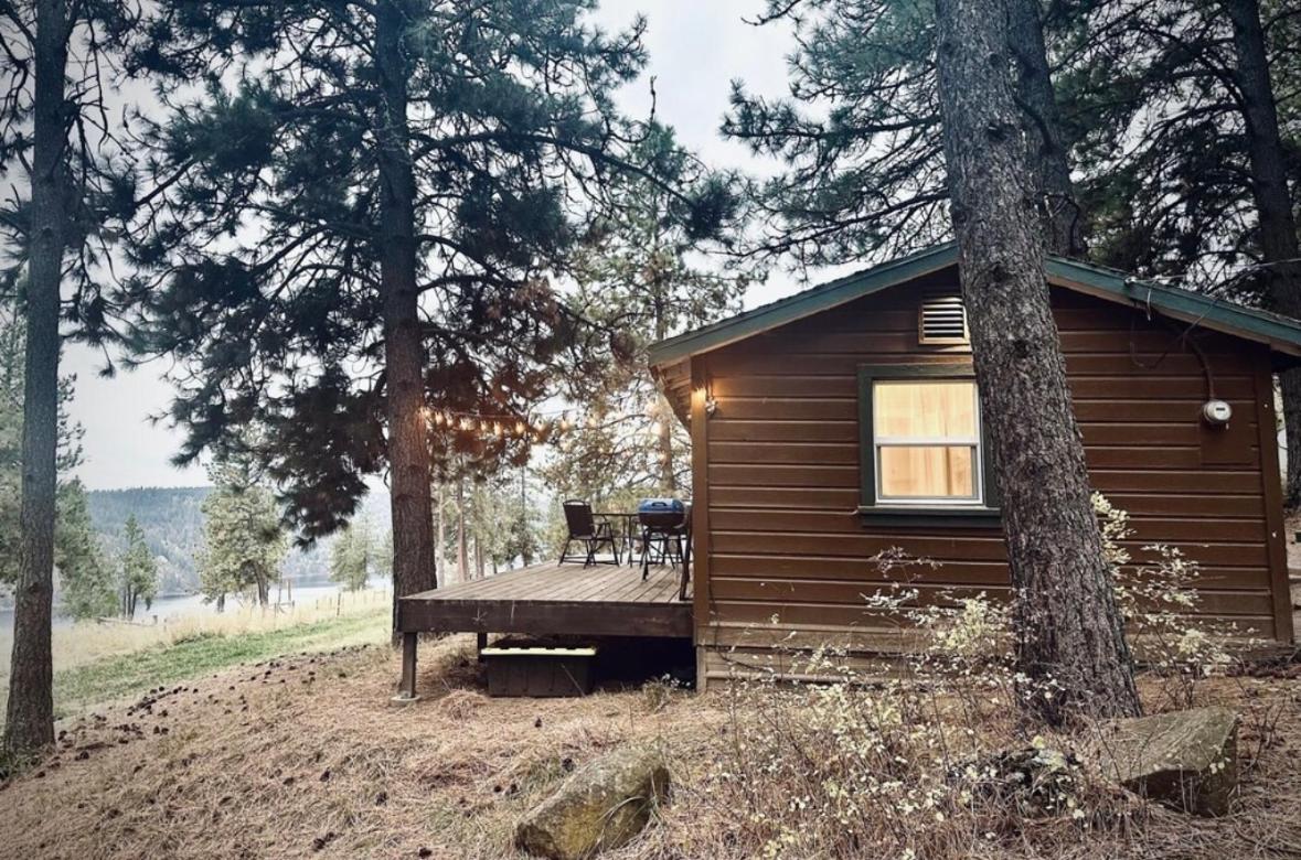 Cozy Cabin with Coeur d'Alene Lake views - B&B Coeur d'Alene